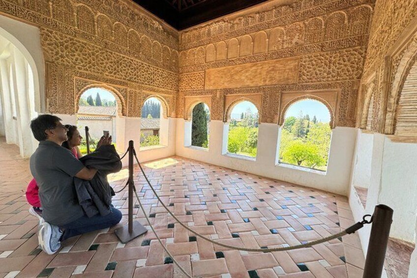 Skip The line Alhambra and Nasrid Palaces Private Tour 3