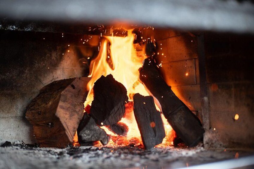 BBQ Fire. traditional grill 4