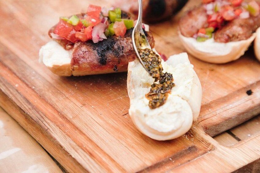 Choripan the best argentinean streetfood 3