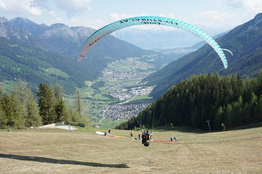 Paragliding in the morning 1