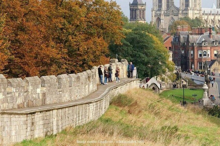 The Best of York Private Walking Tour: Landmarks & Hidden Gems 4