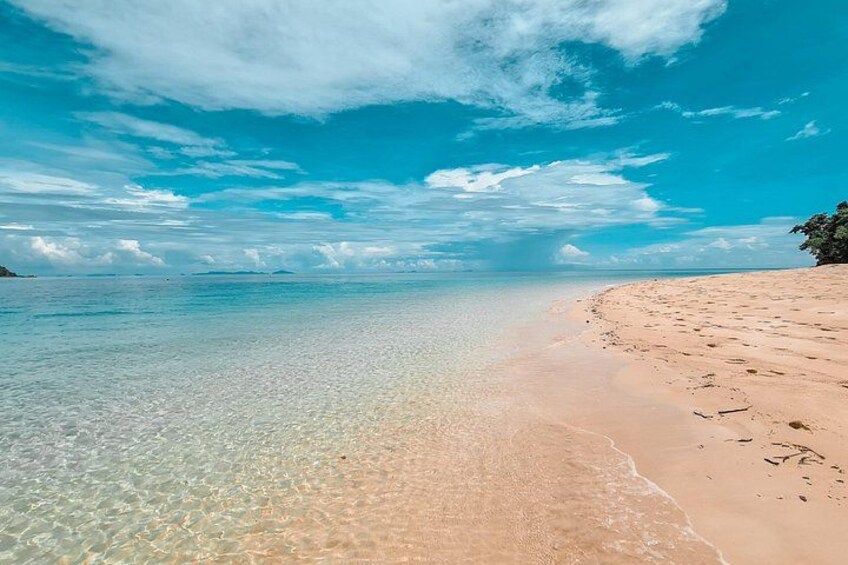 White Sandy Beach At Koh Haa 5