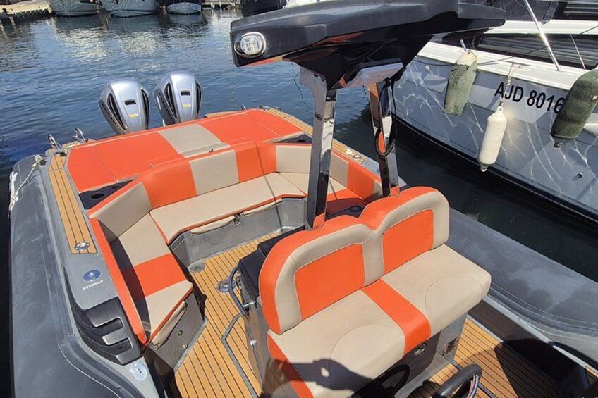 Premium private excursion Porquerolles – boat 11m 3