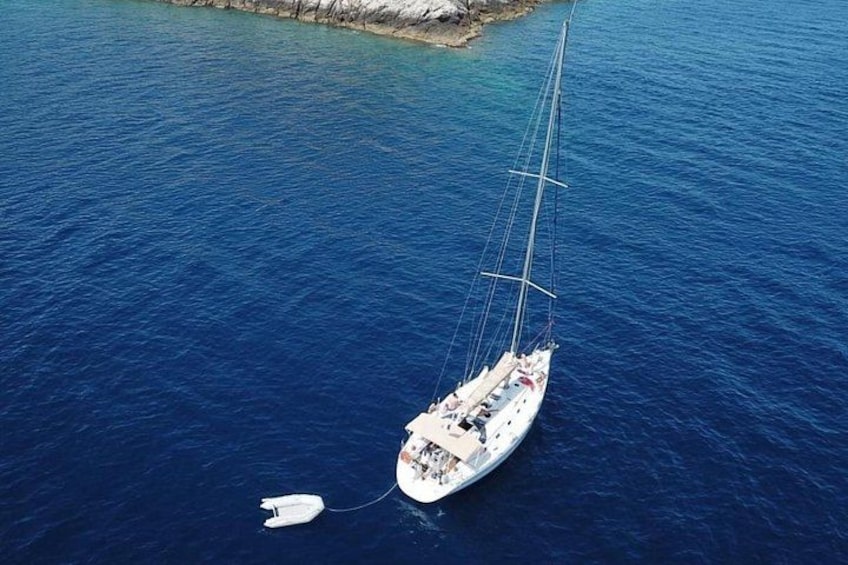 Sailing Boat Kleftiko and Sikia Cave West of Milos 3
