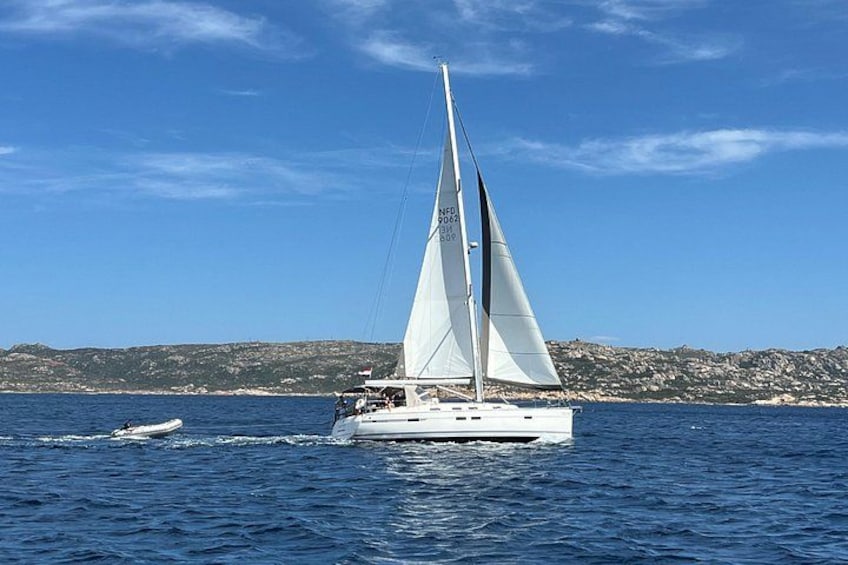 Sailing boat tour in the Maddalena Archipelago 2