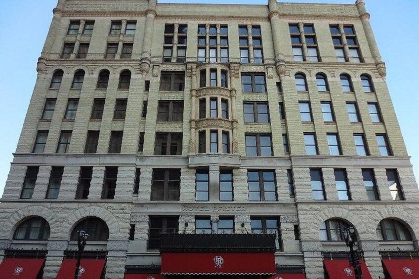 The Ghosts of Milwaukee & the Haunted Third Ward: Private Tour 1