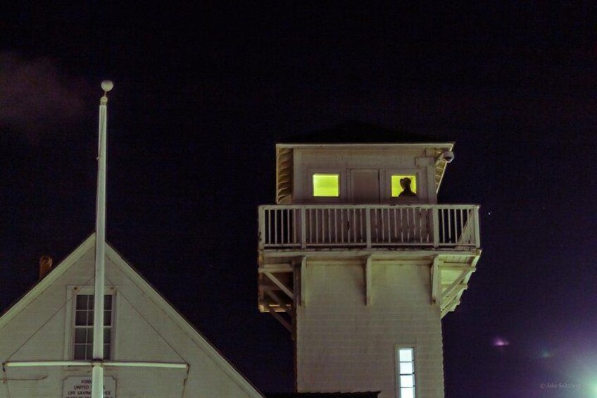 Discover the restless spirits that refuse to fade into oblivion on our haunted tour. 5
