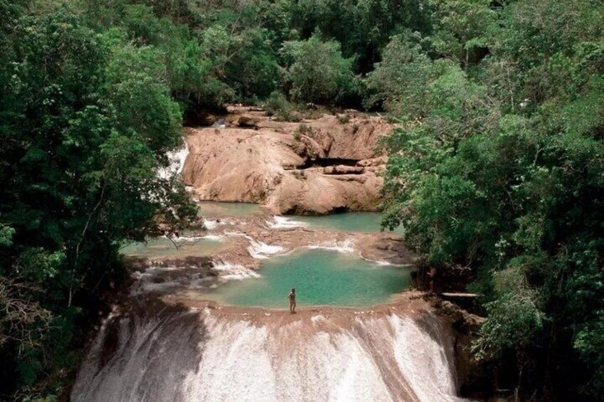 Roberto Barrios Waterfalls Tour (Bascan Valley) from Palenque