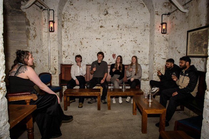 90min Underground Whisky Tasting in Edinburgh's Old Town 2