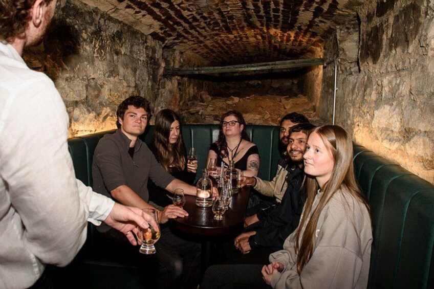 90min Underground Whisky Tasting in Edinburgh's Old Town 2