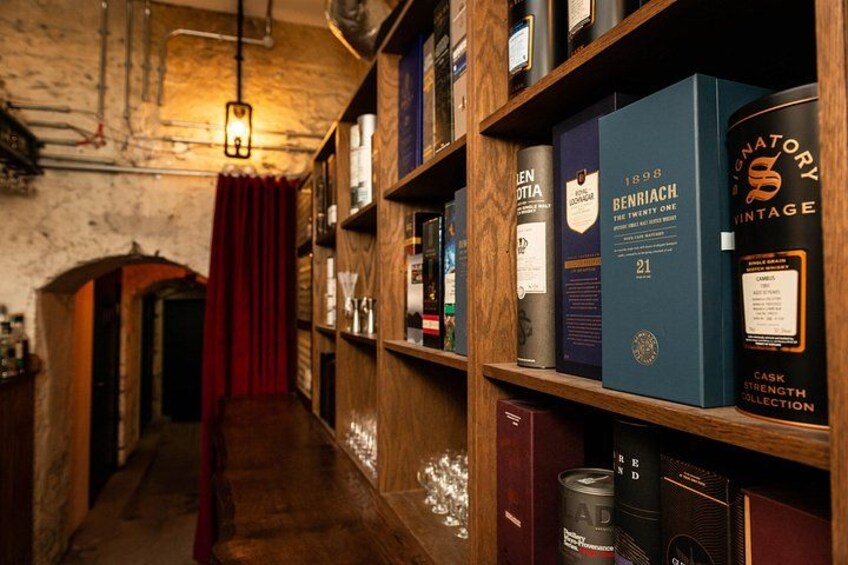 90min Underground Whisky Tasting in Edinburgh's Old Town 2