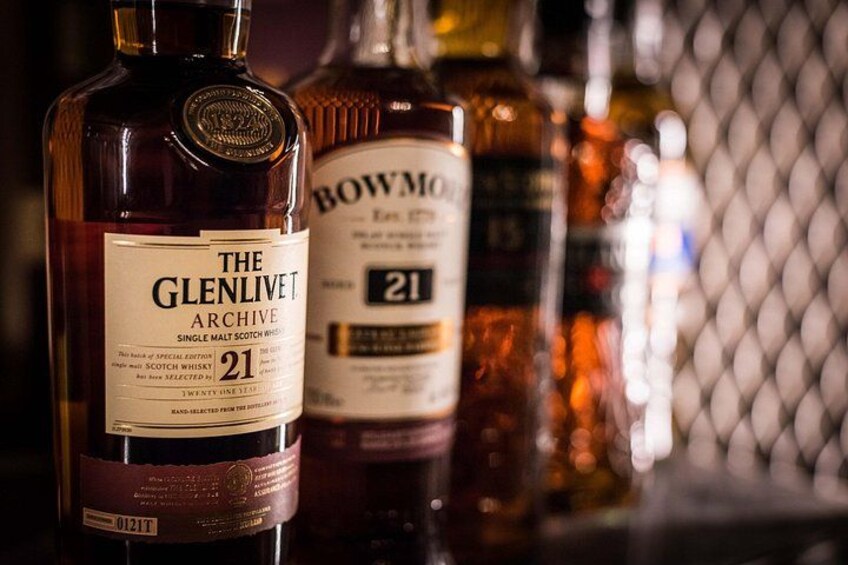 90min Underground Whisky Tasting in Edinburgh's Old Town 2