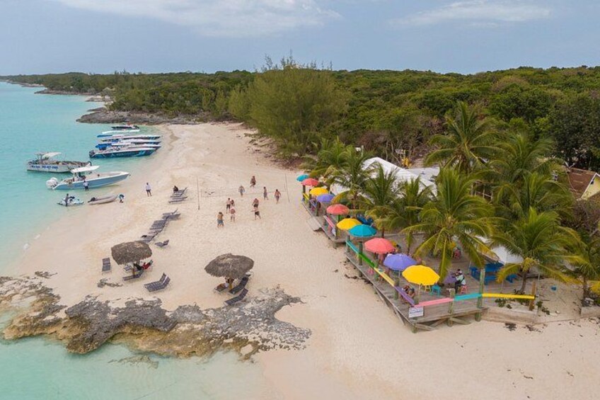 Private Island Hopping Boat Tour and view the Turtles 3