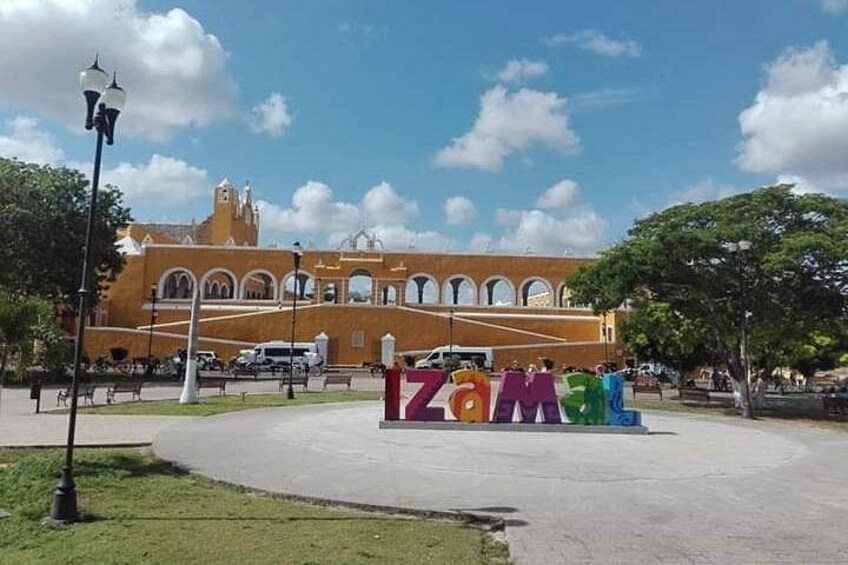 Magical Town of Izamal 4