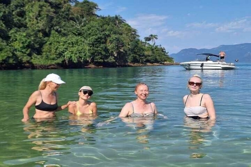 Angra & Ilha Grande Private Boat Tour: With Barbecue and Drinks 2