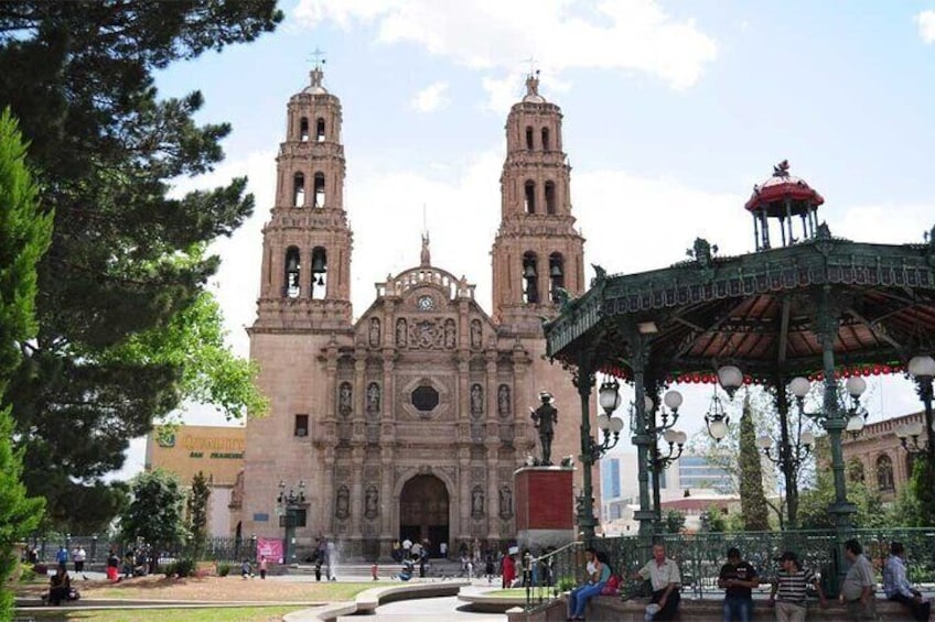 Night Tour of the City of Chihuahua