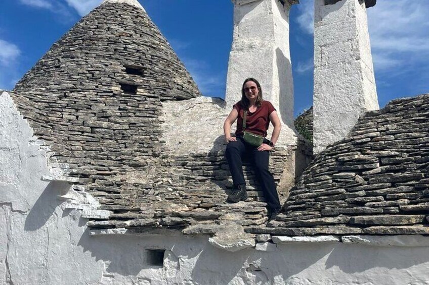 Alberobello walking tour with aperitif