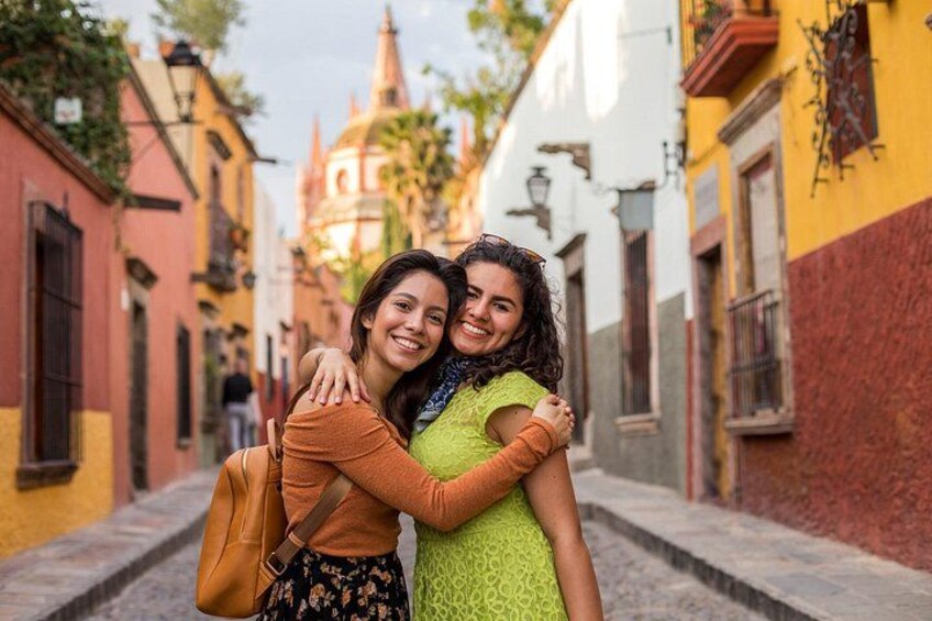 Majestic Walking Private Tour in Monterrey with Historic Sights 4