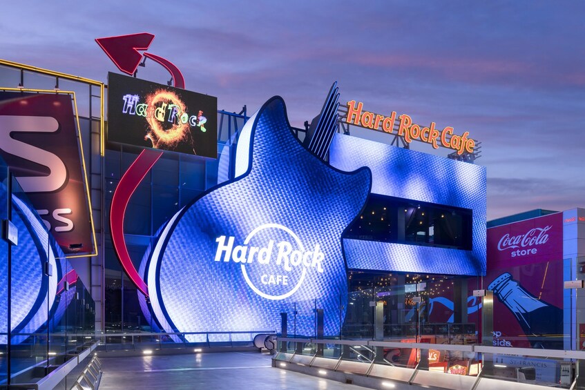 Dining at Hard Rock Cafe Las Vegas Strip 2