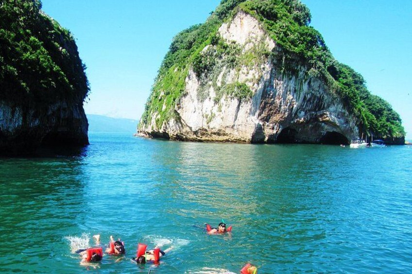 Private Los Arcos & Colomitos Snorkeling Experience 5