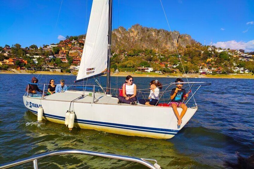 Private Sailing Tour in Valle de Bravo