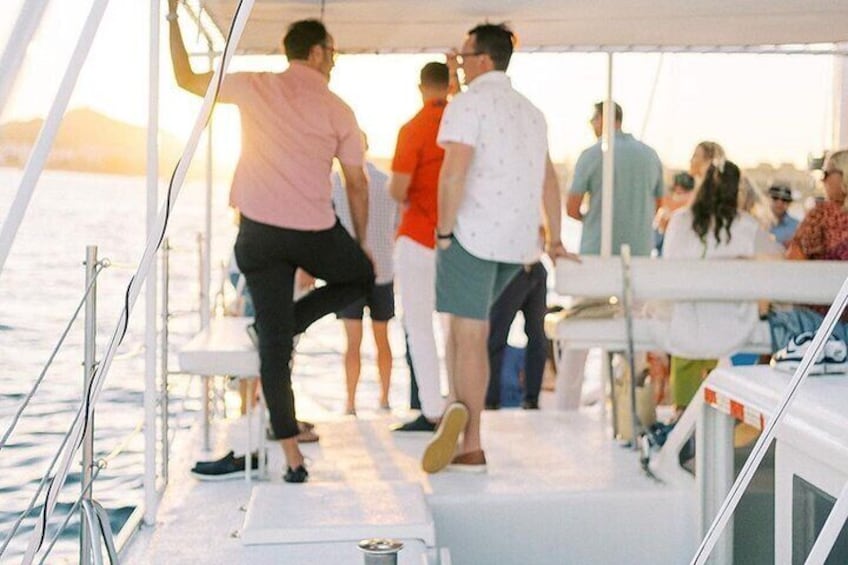 Cabo San Lucas Sunset Cruise with Open Bar and Snacks 2