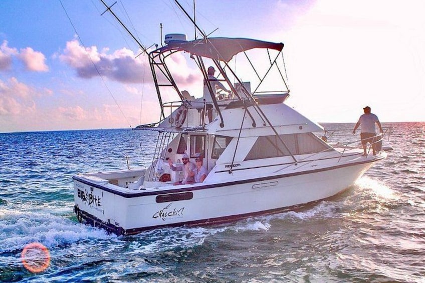 Shared Deep Sea Fishing Tour in Cancun with Drinks 1