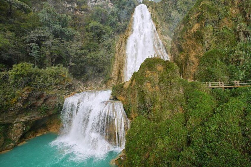 El Chiflón Waterfalls and Montebello Lagoons Day Trip 2