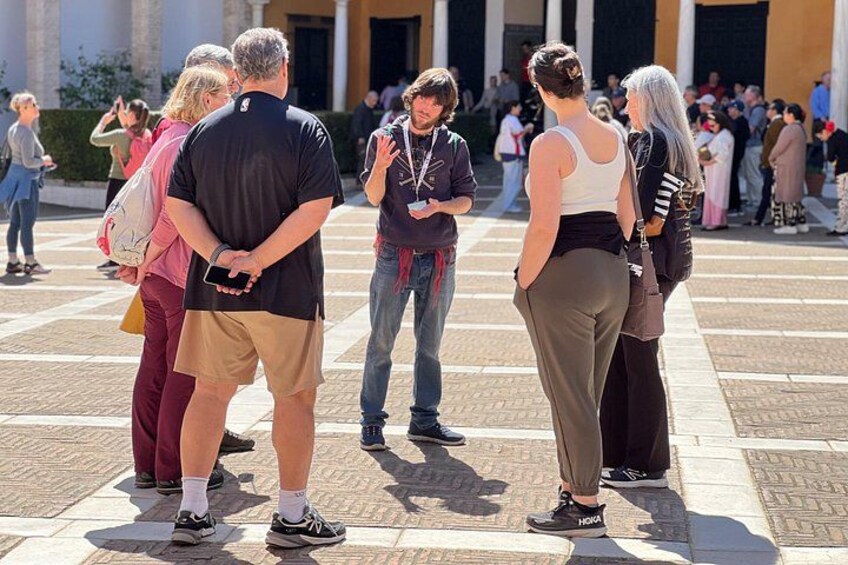 Small Group Alcazar of Seville Guided Tour with Fast Track Ticket 5