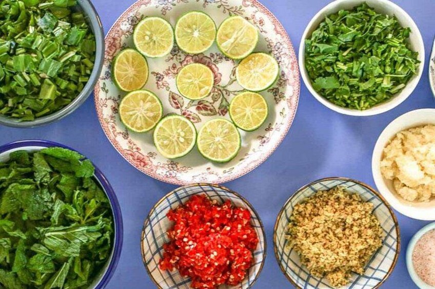 Learn all about Yunnan's unique herbs and ingredients. 3