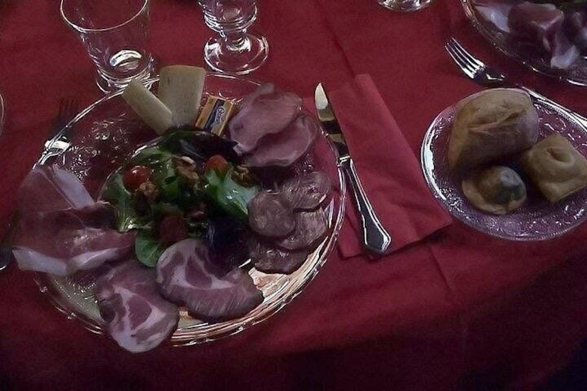 The Napoleon Cave - complete package (Corsican meal) 3