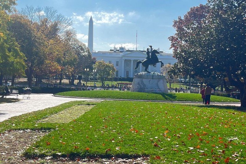Lafayette park.. White House 4