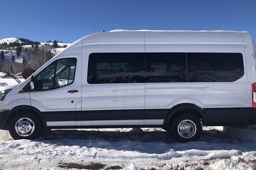 Luxury Van for transportation 2