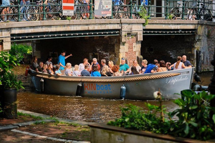 Amsterdam Canal Cruise in Open Boat with Unlimited Drinks Option 2