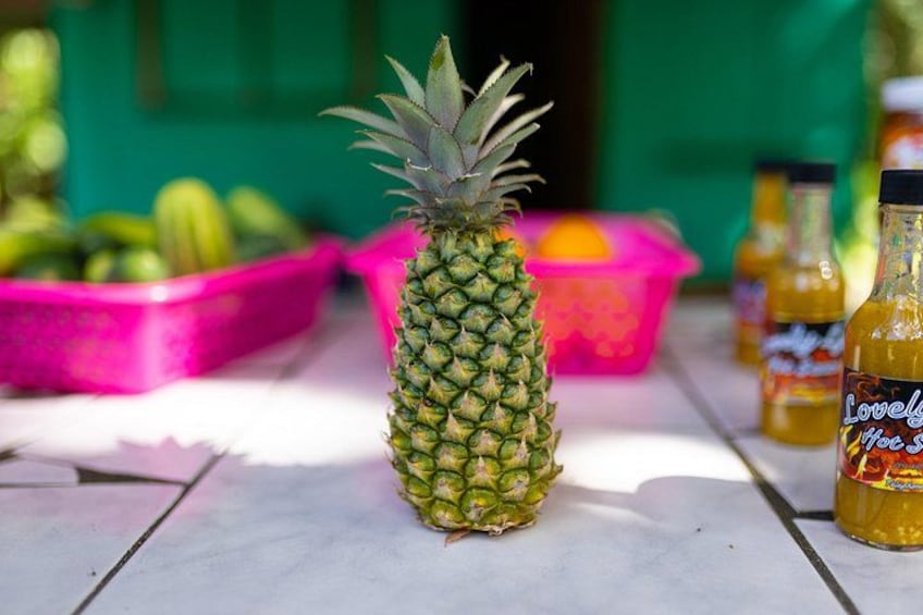 Antigua Black Pineapple 3