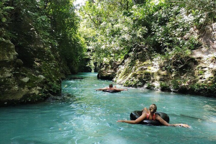 Private Full-Day Local Waterfalls Experience in Curubande