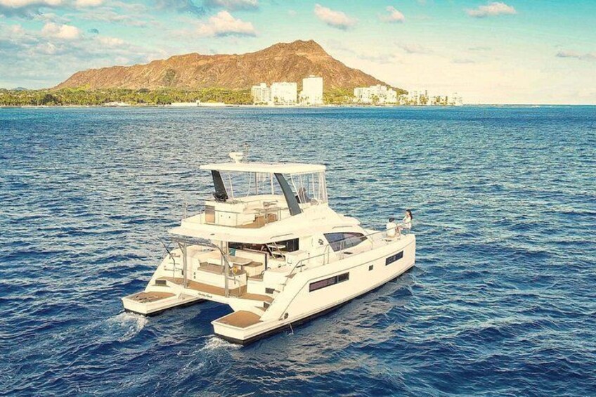 Exclusive Waikiki Yacht Snorkel with Lunch and Bevs 3