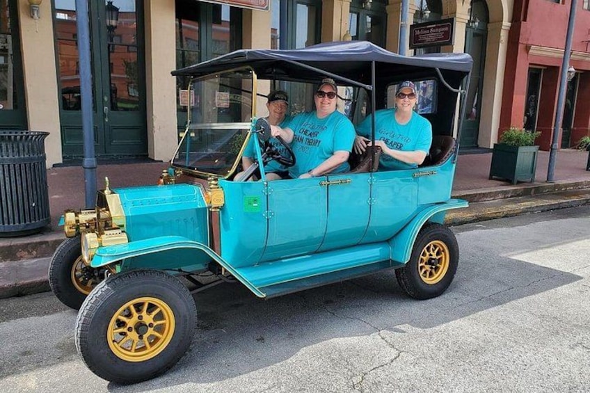 Replica 1908 Model-T Electric Golf Cart Rental 3