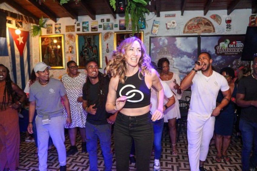#1 Salsa Class in Casco Viejo - don't just see Panama... feel it! 2