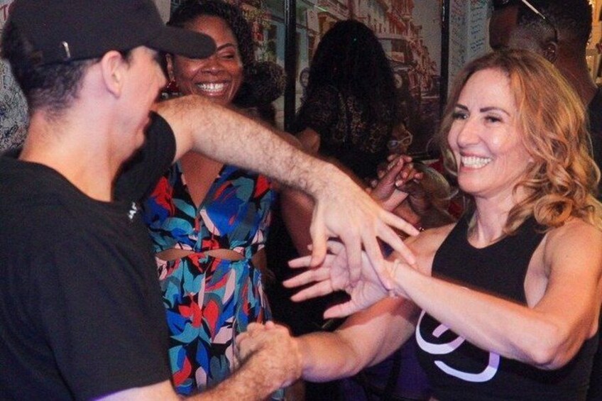 #1 Salsa Class in Casco Viejo - don't just see Panama... feel it! 3