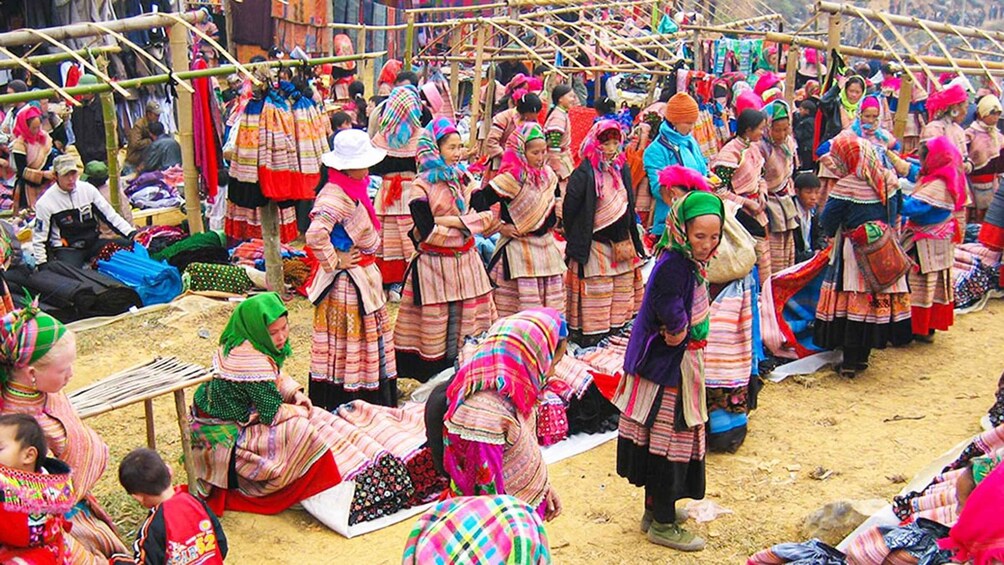 Picture 6 for Activity SAPA Less-Touristy Route & Local Experience with Sinh Family 3