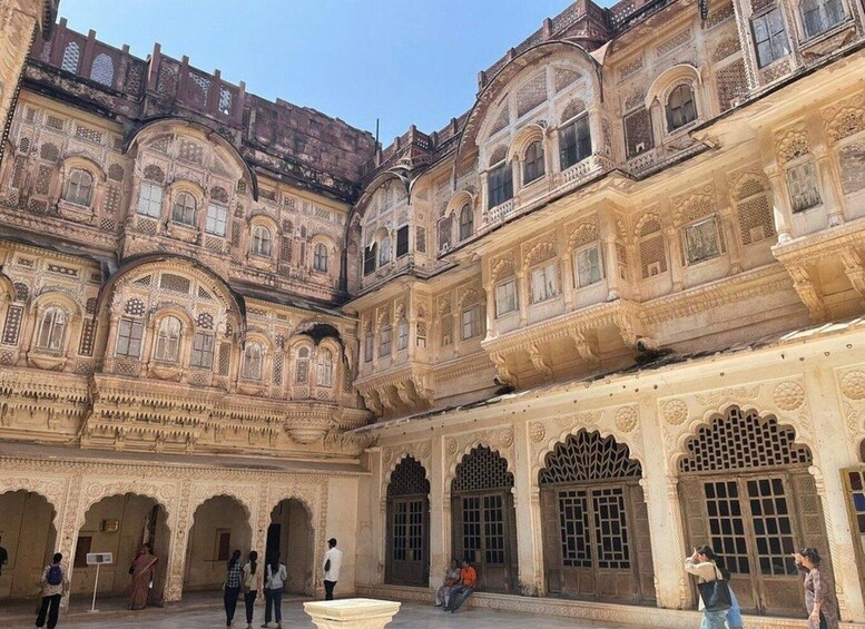 Picture 3 for Activity Jodhpur: City Tour by Three-Wheeler Tuk Tuk 2