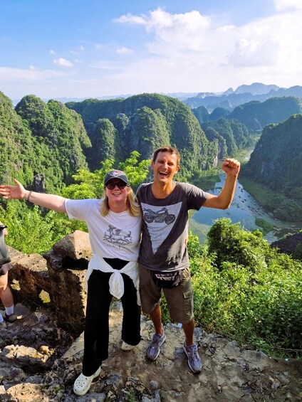 Hanoi: Ninh Binh Hoa Lu/Bai Dinh, Trang An/Tam Coc, Mua Cave 1