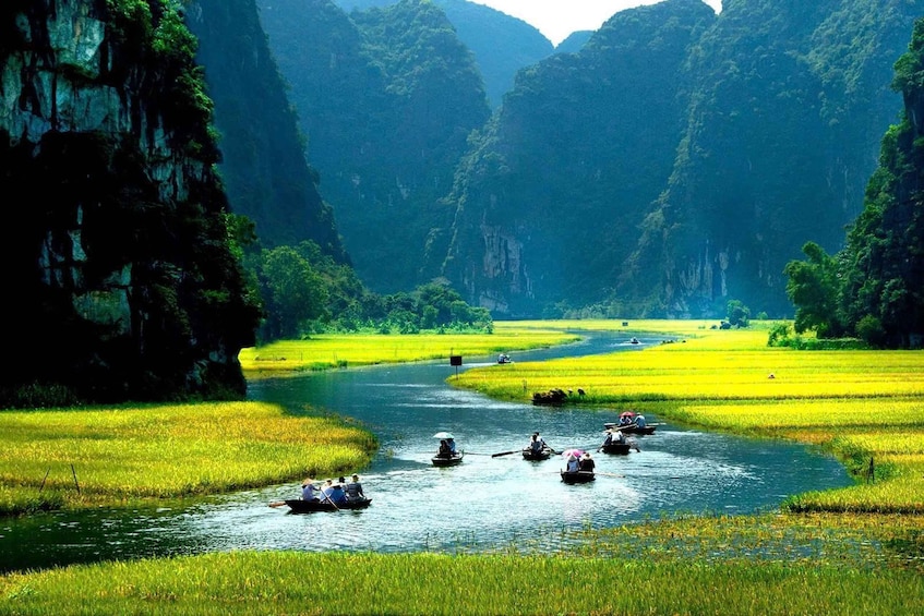 Picture 1 for Activity Hanoi: Ninh Binh Hoa Lu/Bai Dinh, Trang An/Tam Coc, Mua Cave 2