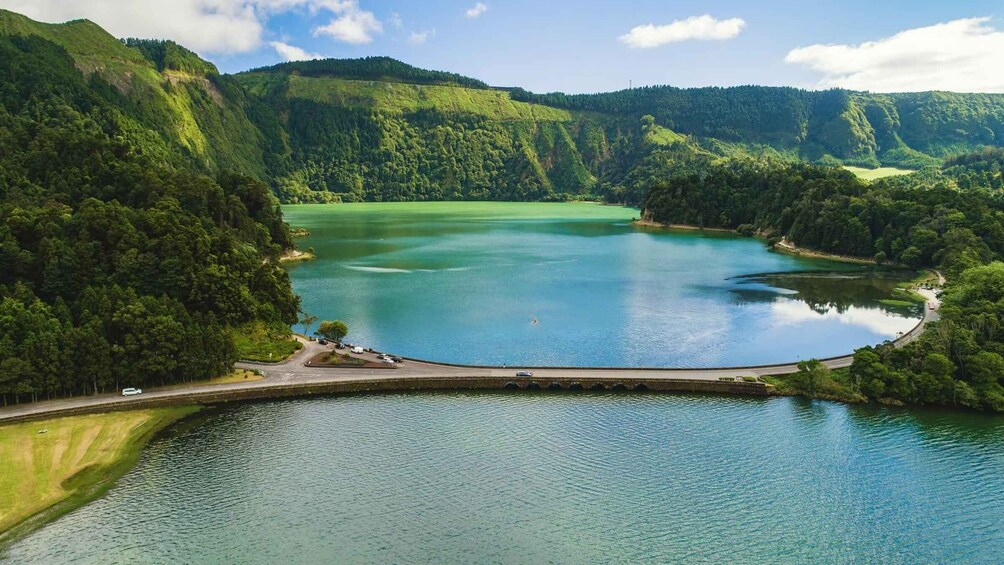 São Miguel Island: Full-Day Sete Cidades Tour 1