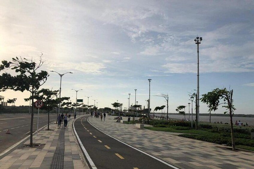 Gran Malecón, Carnaval Museum and Downtown Barranquilla City Tour 3