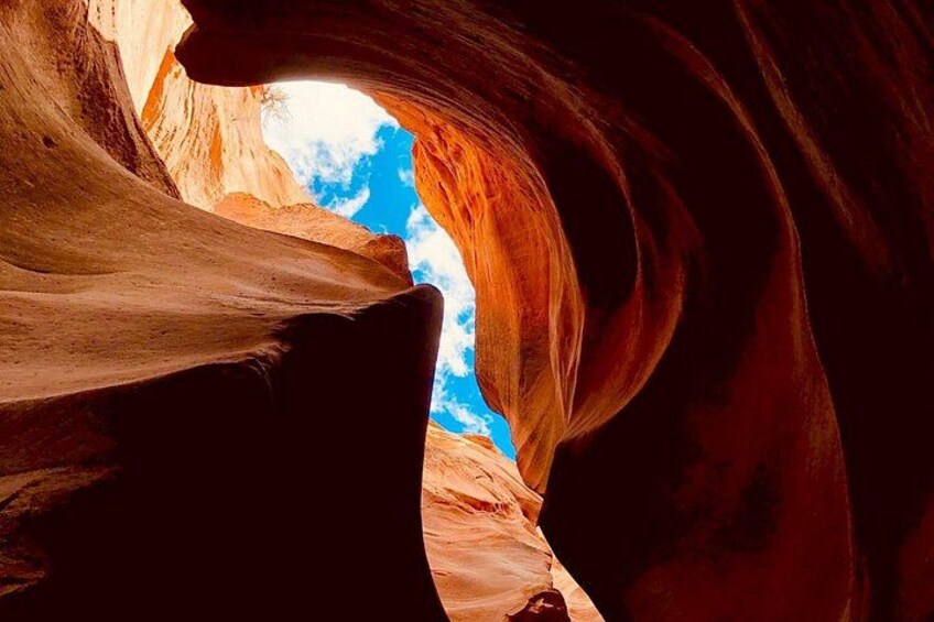 Peekaboo Slot Canyon Jeep Tour 2