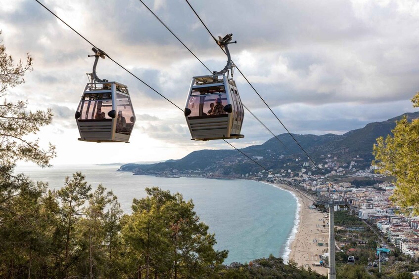 Picture 9 for Activity Alanya: Mini City Tour with Cable Car & Sunset Panorama 3