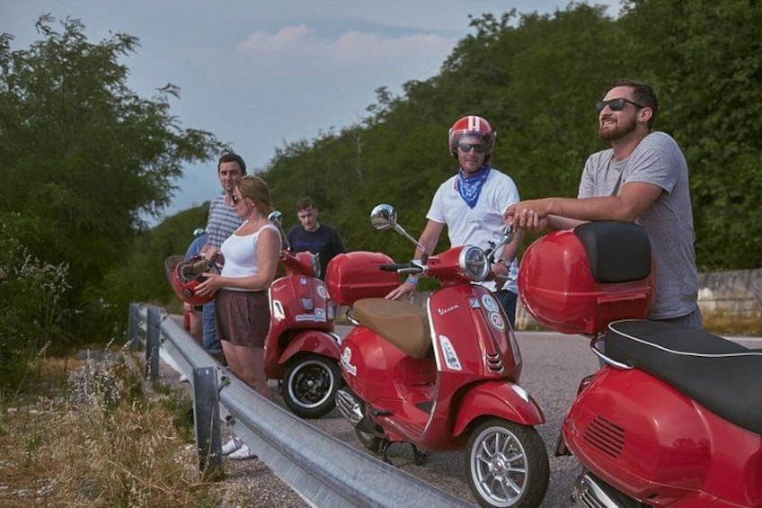 Full-Day Self-Guided Garda Vespa Tour departing at Desenzano 1