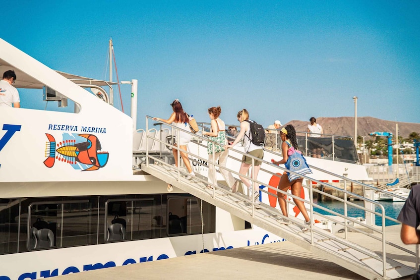 Picture 5 for Activity From Lanzarote: Day Trip to Fuerteventura and Corralejo 5